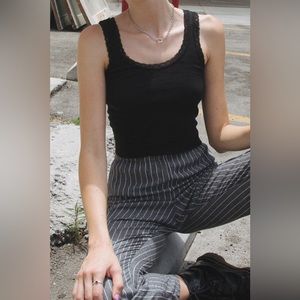 Brandy Melville Ronnie tank top